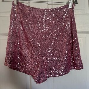 NOLISHOP-PINK SEQUIN SHORTS-NWT